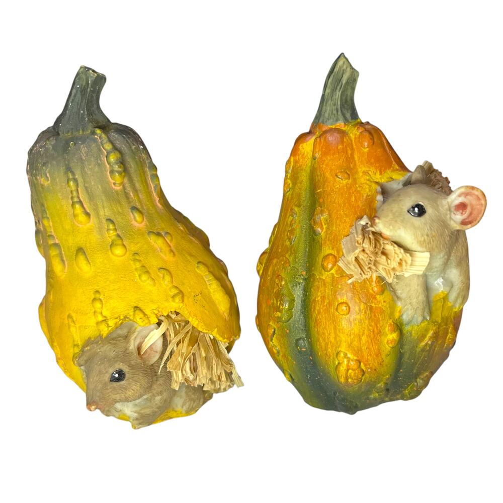 Vintage 2pc Fall Mice in Squash Gourd Figurines Resin Straw Harvest Decor 4"
